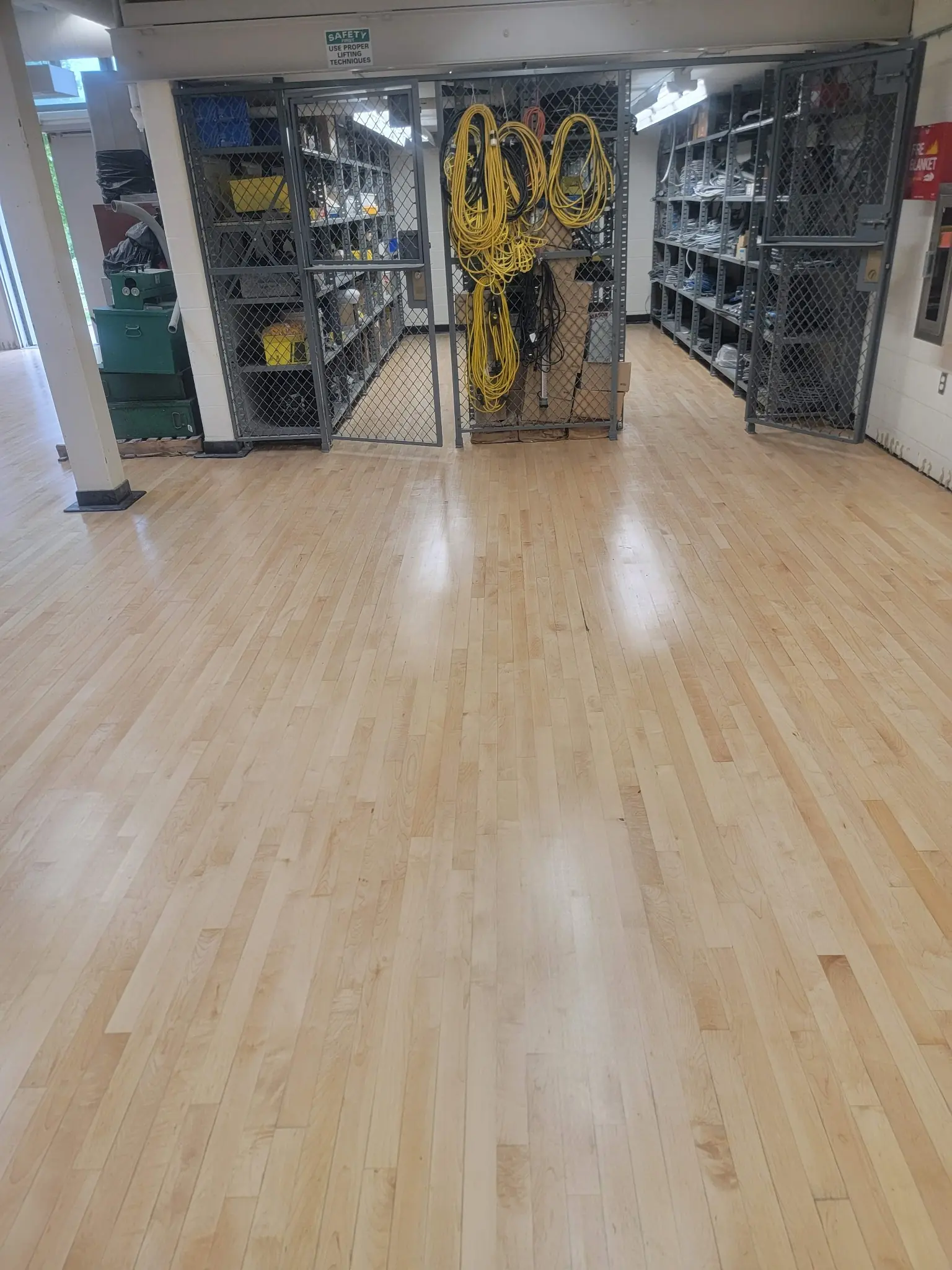 hardwood-floor-refinishing-before-after-5