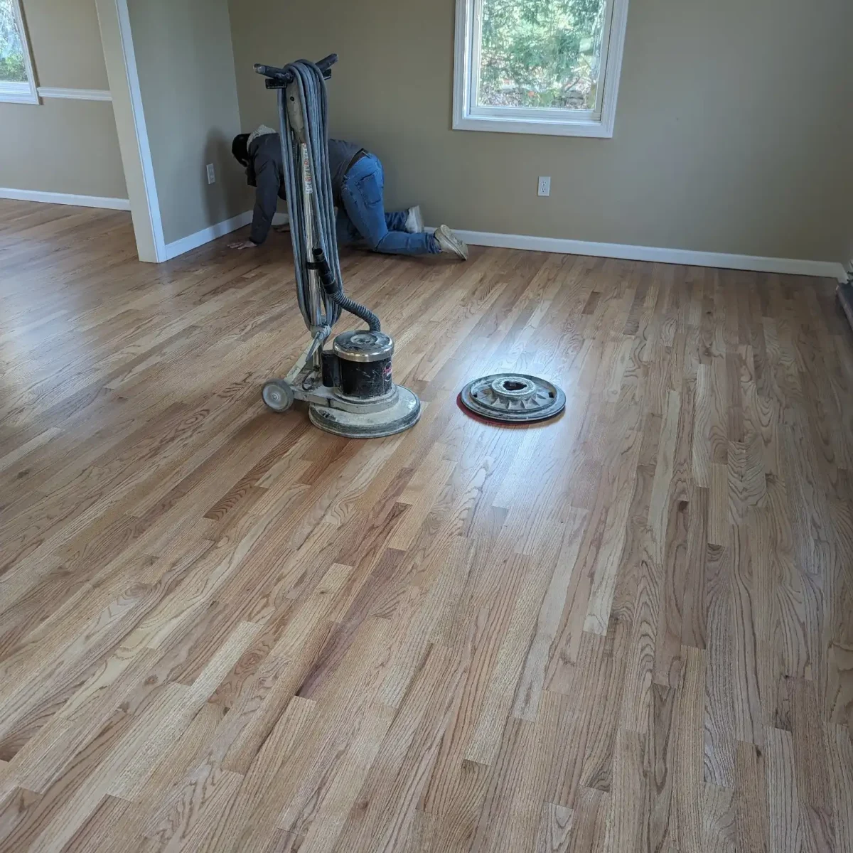 hardwood-floor-refinishing-project-14.webp