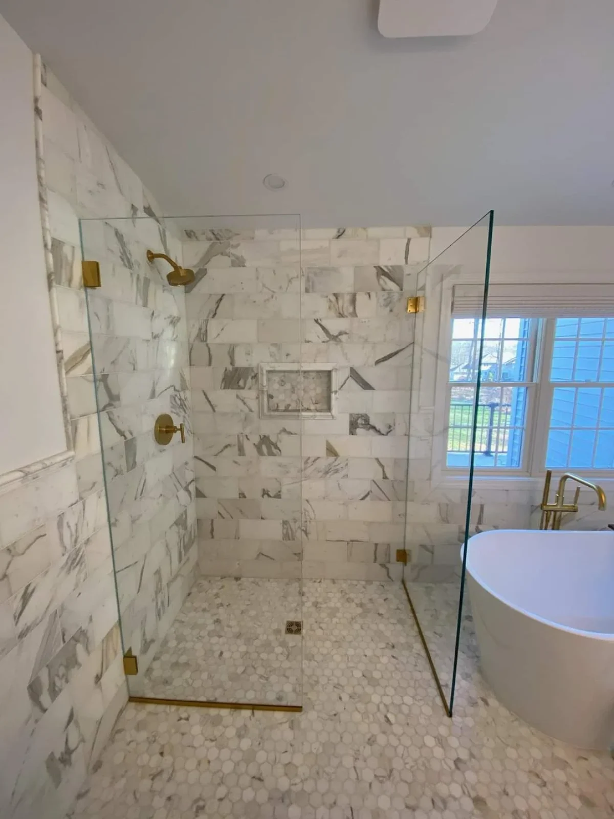 marble-bathroom-shower-glass-enclosure.webp